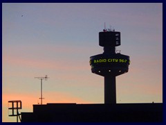 Liverpool by night 01 - Radio City Tower